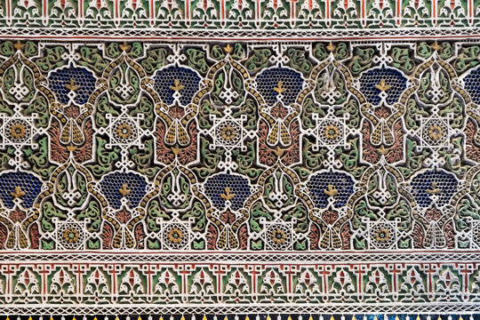Ornate Decorative Tile Pattern with Repeating Geometric Design