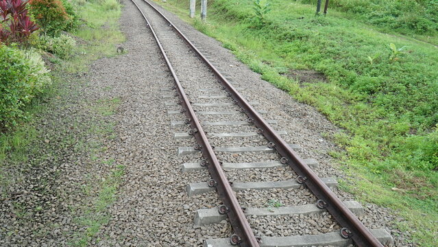 railway lines, 2 railway lines, railway line details and railway crossings in Tangerang