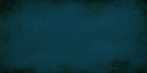 Obraz premium Dark blue grunge background with a smoky texture and vintage paint patterns on a weathered wall design under a stormy night sky