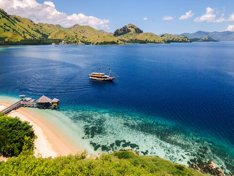 Kelor Island Summit Overlooking Turquoise Bay in Komodo National Park