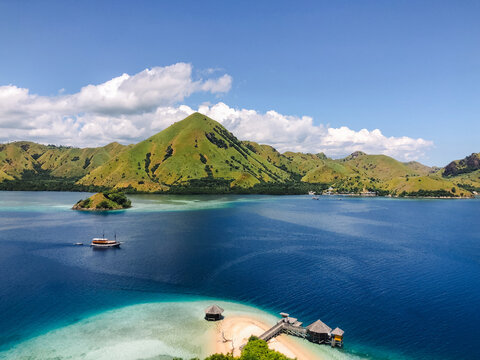 Kelor Island Summit Overlooking Turquoise Bay in Komodo National Park