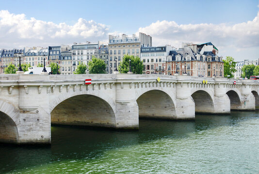 Paris, Pont Neuf