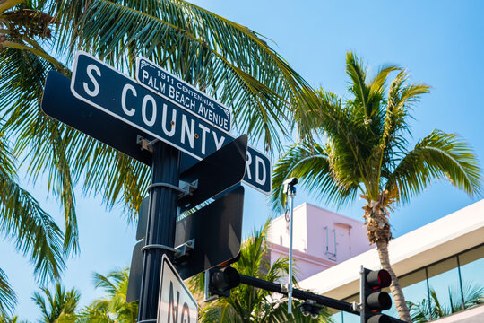 Palm Beach Cityscape along Worth Avenue