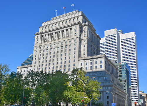 MONTREAL QUEBEC CANADA: Sunlife building in Montreal canada.The Sun Life Building is an historic office building at 1155 Metcalfe Street. 