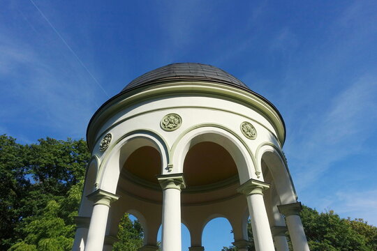 Monopteros auf dem Neroberg in Wiesbaden