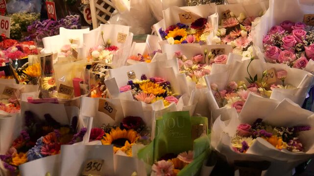 Fresh-cut market bouquets 