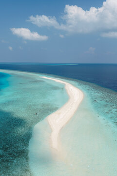 Aerial view of sandbar and ocean, Baa atoll, Maldives islands