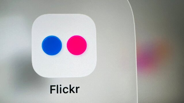 flickr logo. flickr app. flickr photo