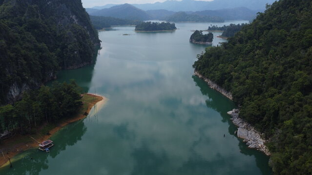 Kenyir Lake.JPG