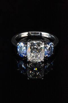 diamond engagement ring