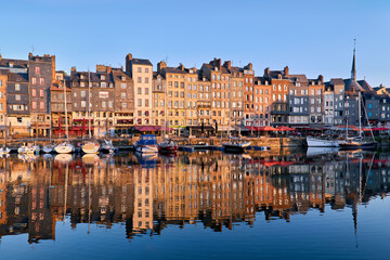Naklejka premium Harbour at sunrise in Honfleur Normandy France