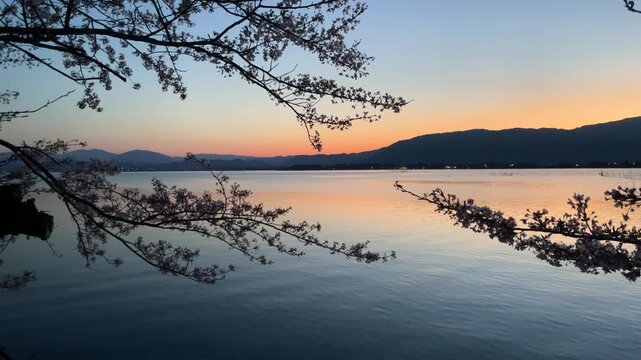 琵琶湖の風景」の写真素材 | 14,773件の無料イラスト画像 | Adobe Stock