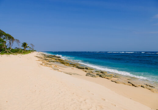 Marosi Beach: Pristine Surf Destination and Scenic Coastal Beauty in West Sumba