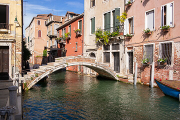 Chiodo bridge in Venice, Italy. Ponte Chiodo a Venezia, Italia.. © Juan Pereyra
