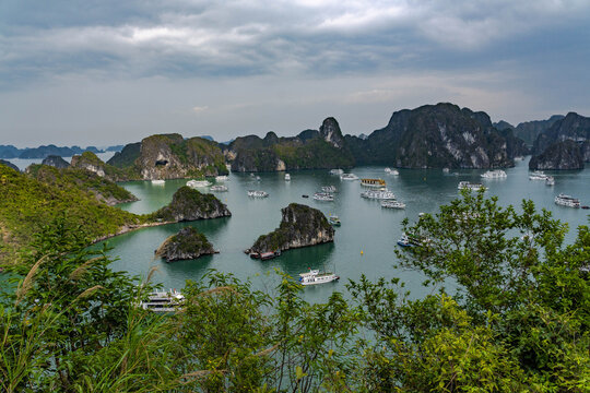 Emerald Waters &ndash; Boats Among the Karsts of Ha Long Bay