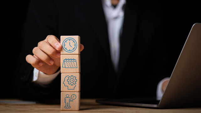 Effective time and task planning are key to maximizing productivity . Visual symbols for scheduling and performance help streamline strategic decision-making, team management, visualizing schedules