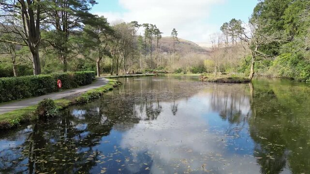 Craig‑y‑Nos Country Park, Wales &ndash; 4K FPV Flight Along the Pond