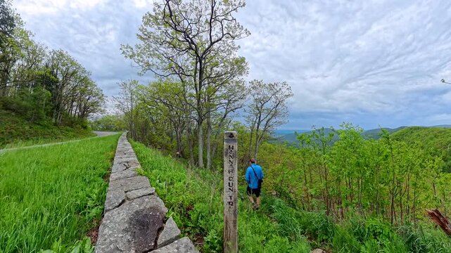 Starting at Hannah Run Trailhead along Skyline Drive