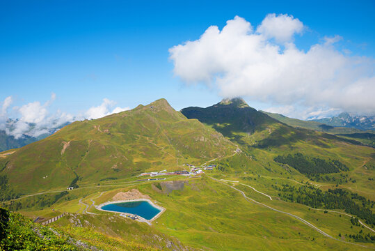 landscape Kleine Scheidegg and lake Fallbodensee, swiss alps near Grindelwald