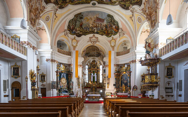 Fototapeta premium Innenansichten einer Barockkirche 