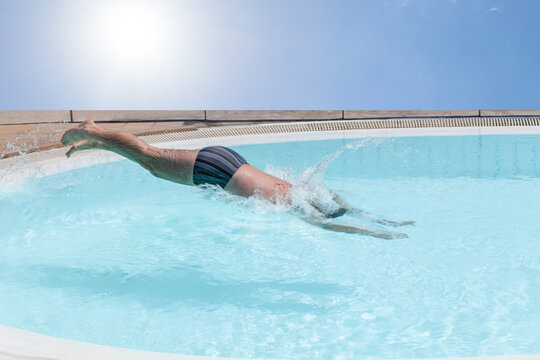 Heatwave &ndash; cool down your body first, then jump into cool water.