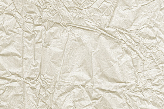 Textura de papel arrugado blanco con pliegues sutiles y estilo grunge minimalista con fondo semi transparente