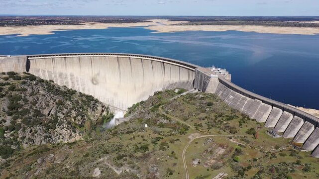 Panoramic shot of the Almendra Dam reservoir in Salamanca, Spain 