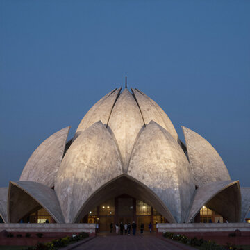 Bah?'? Lotus Temple Illuminated During Blue Hour in New Delhi