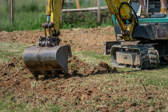Earthworks, exterior works with machinery, industry