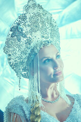 Naklejka premium Radiance Swan Bride