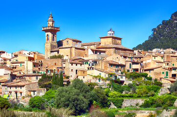 Obraz premium Old village Valldemossa in Mallorca
