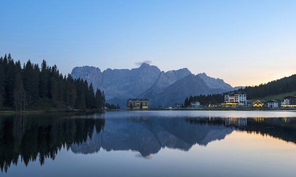 Lake Misurina at dusk, rear clinic Istituto Pio XII, Sorapis mountain group, Dolomites, South Tyrol, Bolzano, Italy
