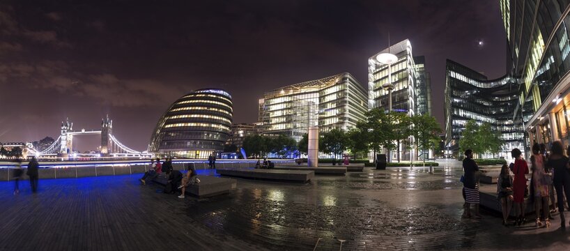 Shore promenade at night, Tower Bridge and London City Hall, More London Riverside, London, London, England, Great Britain