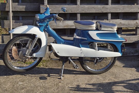 Puch Maxi