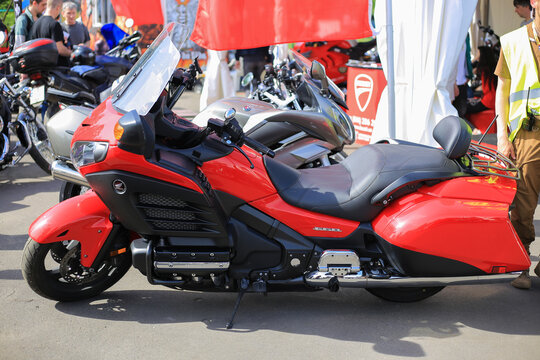 Motorcycle Honda GL1800 F6B Gold Wing