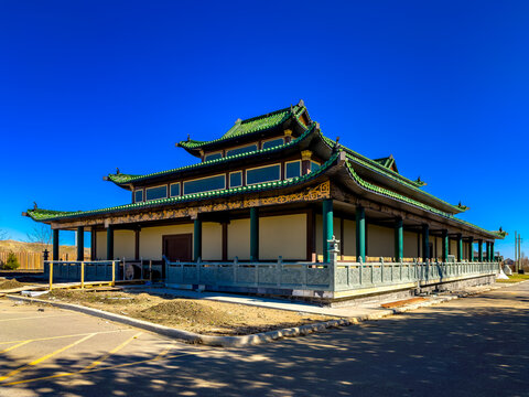Vietnamese Chua Cham Lo Vuong Buddhist temple constructed in 2015 in the city of Maple, Vaughan, Ontario, Canada. A National Heritage site. on Easter 2026