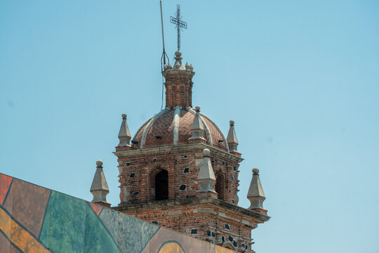 Iglesia de Cholula en una ma&ntilde;ana 