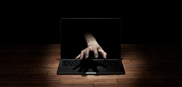 ネットの世界から忍び寄る悪の手