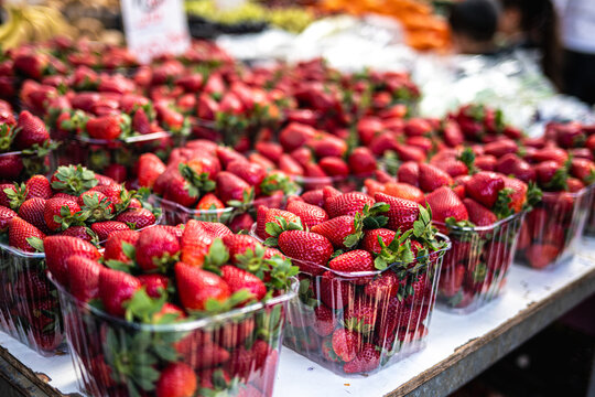 strawberries, Netanya market, Israel