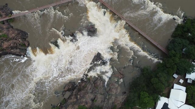 Cachoeira do Urubu - Piau&iacute; - Brasil
