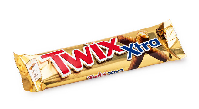 Twix xtra chocolate bar and gold wrapper