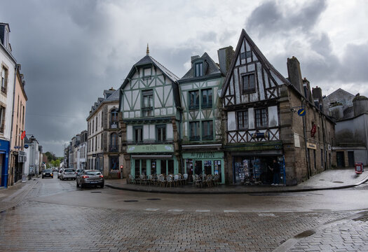 D&eacute;couverte du patrimoine d'Auray : le port pittoresque de Saint-Goustan et le centre historique