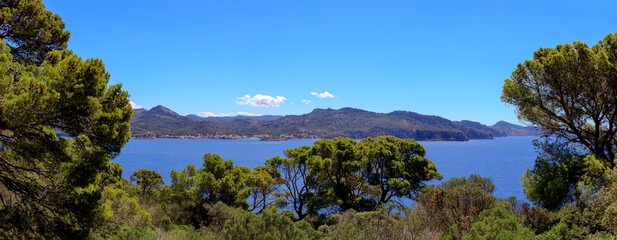 View from Sa Dragonera to Saint Elm with blue Sky © captiva
