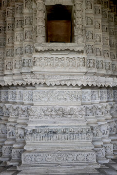 Ranakpur Jain Temple intricate stone carving details