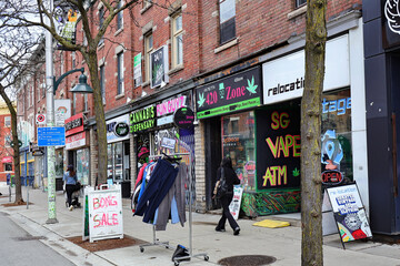 Naklejka premium Bloor Street near the University of Toronto, colorful bohemian shopping strip