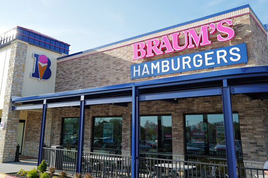 Braum's Hamburgers, Ice Cream and Dairy stores, Fort Smith, Arkansas