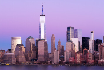 Fototapeta premium Manhattan panoramic. New York City skyline background. Manhattan skyscrapers over New York. New York skyline panorama. Manhattan waterfront skyline panorama. New York City panoramic skyline.