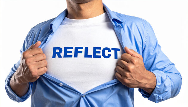 Reflect - Ein Mann öffnet sein Hemd und zeigt sein TShirt