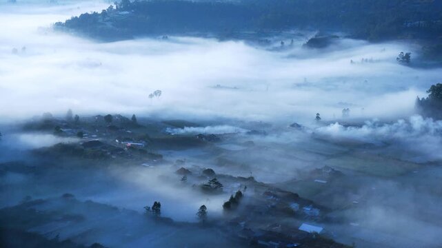 Pinggan Village Sunrise: Ethereal Morning Mist and Volcanic Vistas in Kintamani