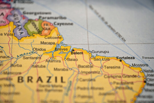 Minimalist Bel&eacute;m City Map Outline on Soft Blurred Defocus Background for Brazilian Regional Travel